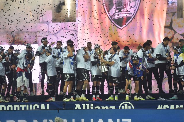 A festa do Vitória de Guimarães em Leiria, com a conquista da Taça da Liga - Foto: Miguel Nunes