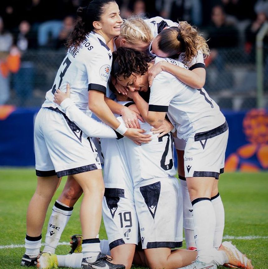 V. Guimarães feminino em festa - Foto: X/Vitória