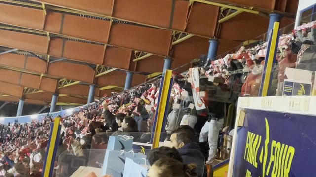 Toca o hino do SC Braga no Dr. Magalhães Pessoa