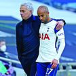 «Acredito que Mourinho pode ter muito sucesso no Benfica», partilha Lucas Moura, que considera o treinador «um amigo» — Foto: IMAGO