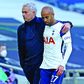 «Acredito que Mourinho pode ter muito sucesso no Benfica», partilha Lucas Moura, que considera o treinador «um amigo» — Foto: IMAGO