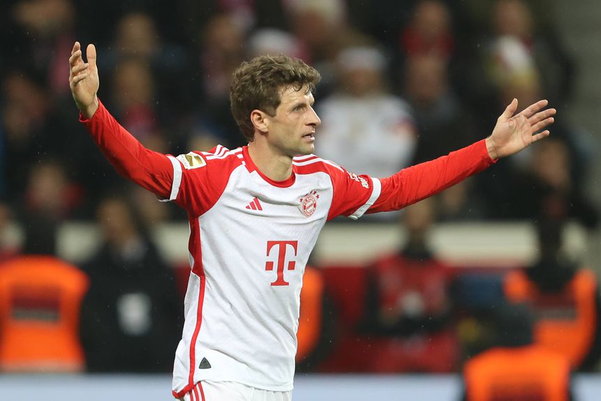 Muller durante a partida com o Bayer (IMAGO)