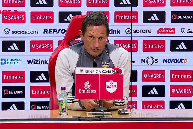 Schmidt: «Aursnes é um jogador flexível, é importante ter alguém como ele»