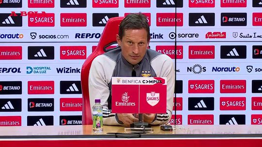 Schmidt: «Aursnes é um jogador flexível, é importante ter alguém como ele»