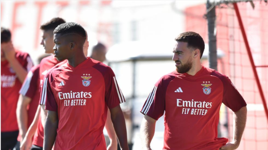 Benfica em perigo de perder meio-campo para Turim