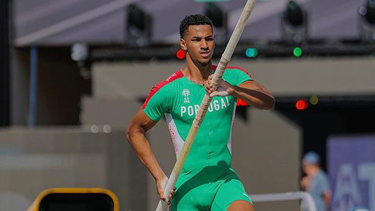 Pedro Buaró bate recorde nacional e apura-se para os Jogos Olímpicos