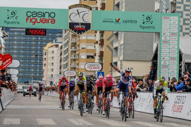 Mau tempo encurta Clássica