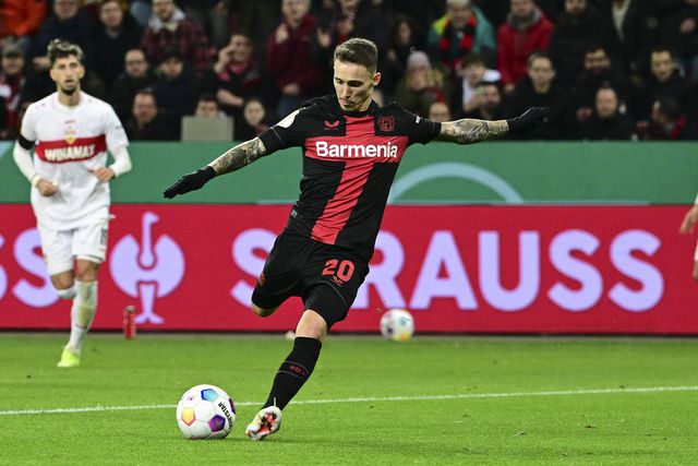 Vídeo: Grimaldo faz o 2-0 e celebra assim