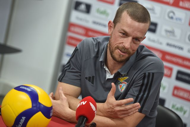 «Na Luz, com as bancadas a fazerem o seu papel, tento ficar neutro»