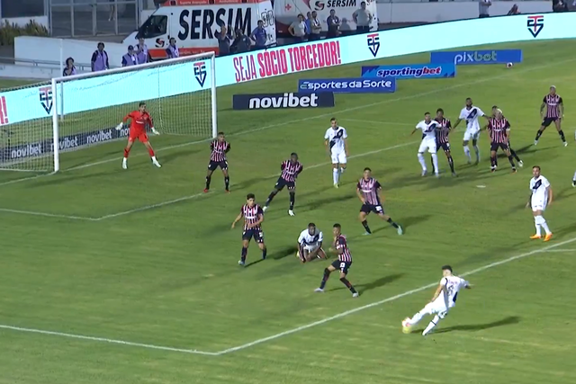 VÍDEO: São Paulo perde pela primeira vez na época devido a este golaço