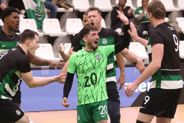 Equipa de voleibol do Sporting (2024/25). Foto CEV