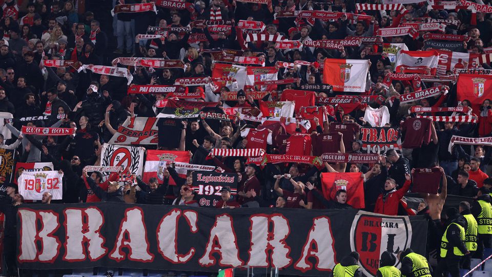 As cinco vitórias consecutivas do SC Braga na Liga deverão significar uma forte presença de adeptos no terreno do Vitória de Guimarães, no dérbi da próxima jornada, agendado para domingo