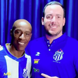 Clube brasileiro volta a contratar maior ídolo... aos 52 anos 