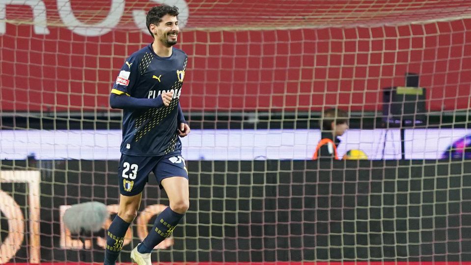 Depois de ter estado lesionado, Gil Dias voltou à competição na jornada anterior e é mais uma das soluções para Hugo Oliveira, treinador do Famalicão