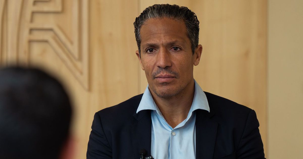 «Bednarek e Thiago Silva? Gosto muito da liderança dos dois»