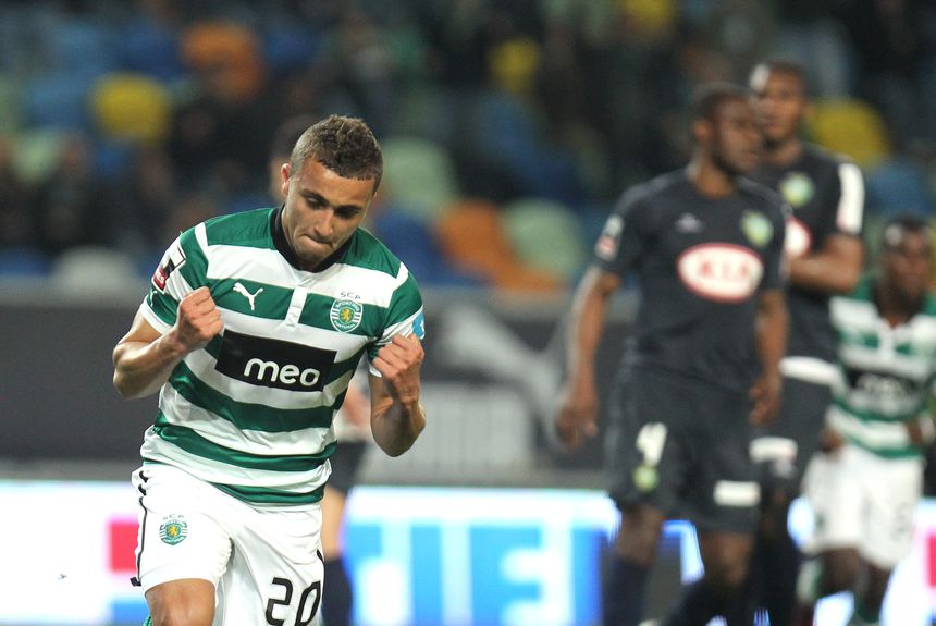 Labyad festeja com a camisola do Sporting - Foto: Miguel Nunes