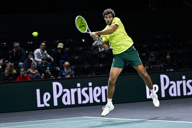 Francisco Cabral avança para os quartos de pares em Roterdão