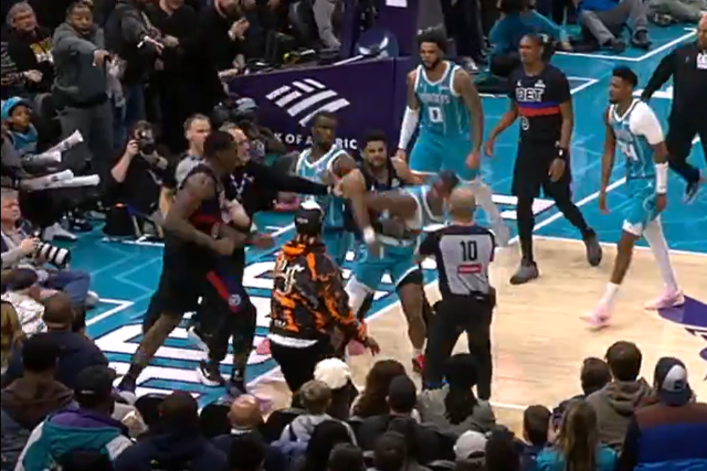 Confusão no encontro entre Hornets e Pistons