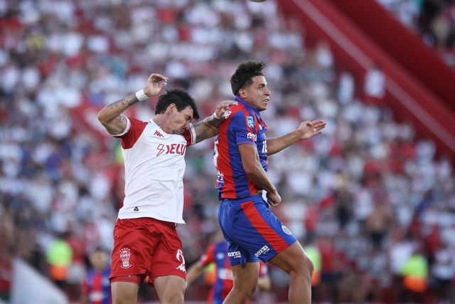 Huracán venceu o sempre escaldante dérbi com o San Lorenzo - Foto: X/San Lorenzo