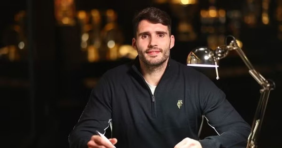 As imagens da renovação de Xavi Malián pelo FC Porto