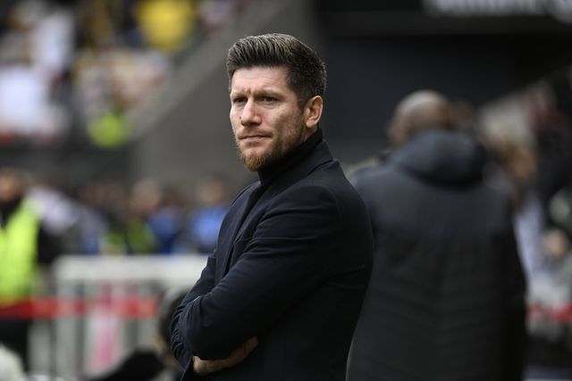 Sébastien Pocognoli, treinador do Mónaco, a liderar a equipa na Ligue 1