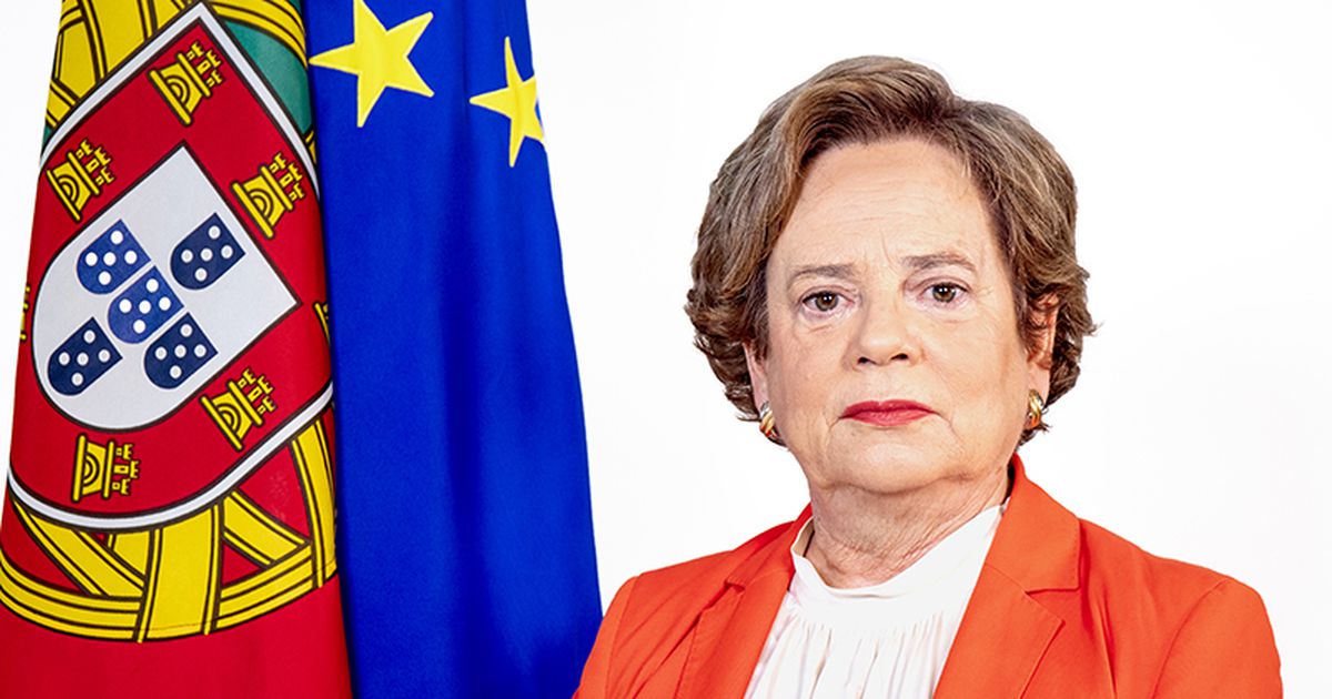 Ministra da Administração Interna demite-se