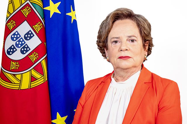 Ministra da Administração Interna demite-se