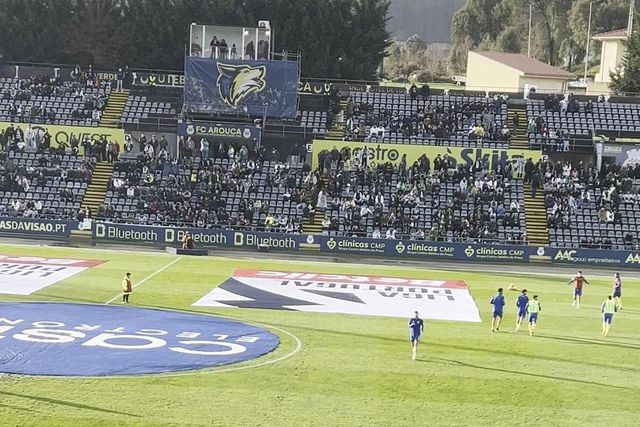 Arouca também já em aquecimento