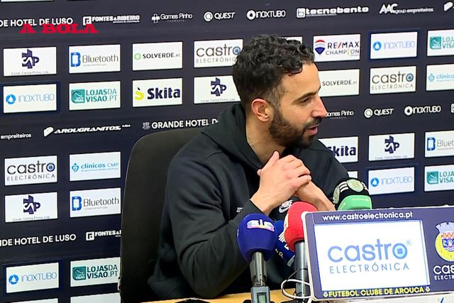 Amorim explica saídas de Quaresma e Coates