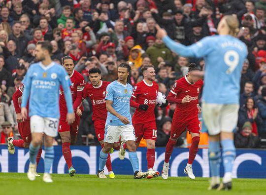 Liverpool e Manchester City empatam em grande jogo!