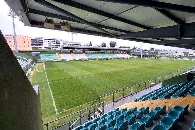 Marítimo regressa às vitórias frente a um Tondela reduzido a nove