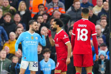 Liverpool e Manchester City empatam em jogo de grande espetáculo