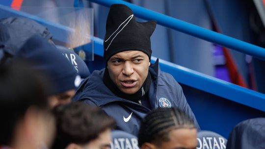 Danilo entende Luis Enrique: «Acho normal Mbappé estar no banco às vezes»