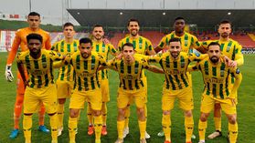 Liga 2: abram alas para o líder Tondela
