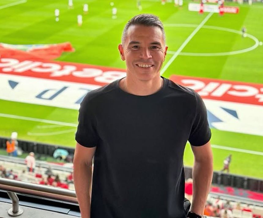 Saviola no Estádio da Luz, onde é sempre muito acarinhado pelos adeptos