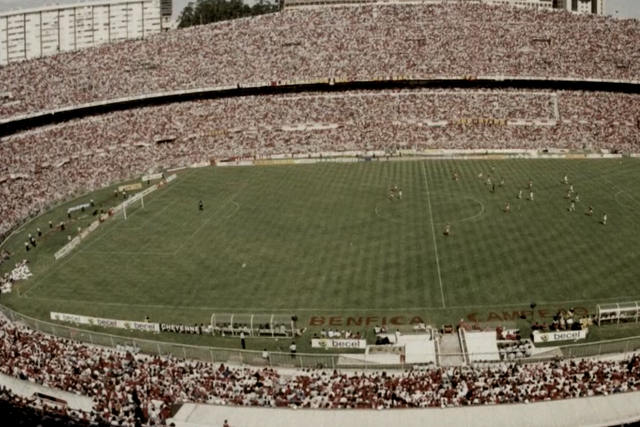 Os jogos de futebol com maiores lotações de sempre (fotogaleria)