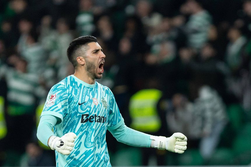 Rui Silva chegou a Alvalade em janeiro de 2025 e logo agarrou a titularidade - Foto: IMAGO