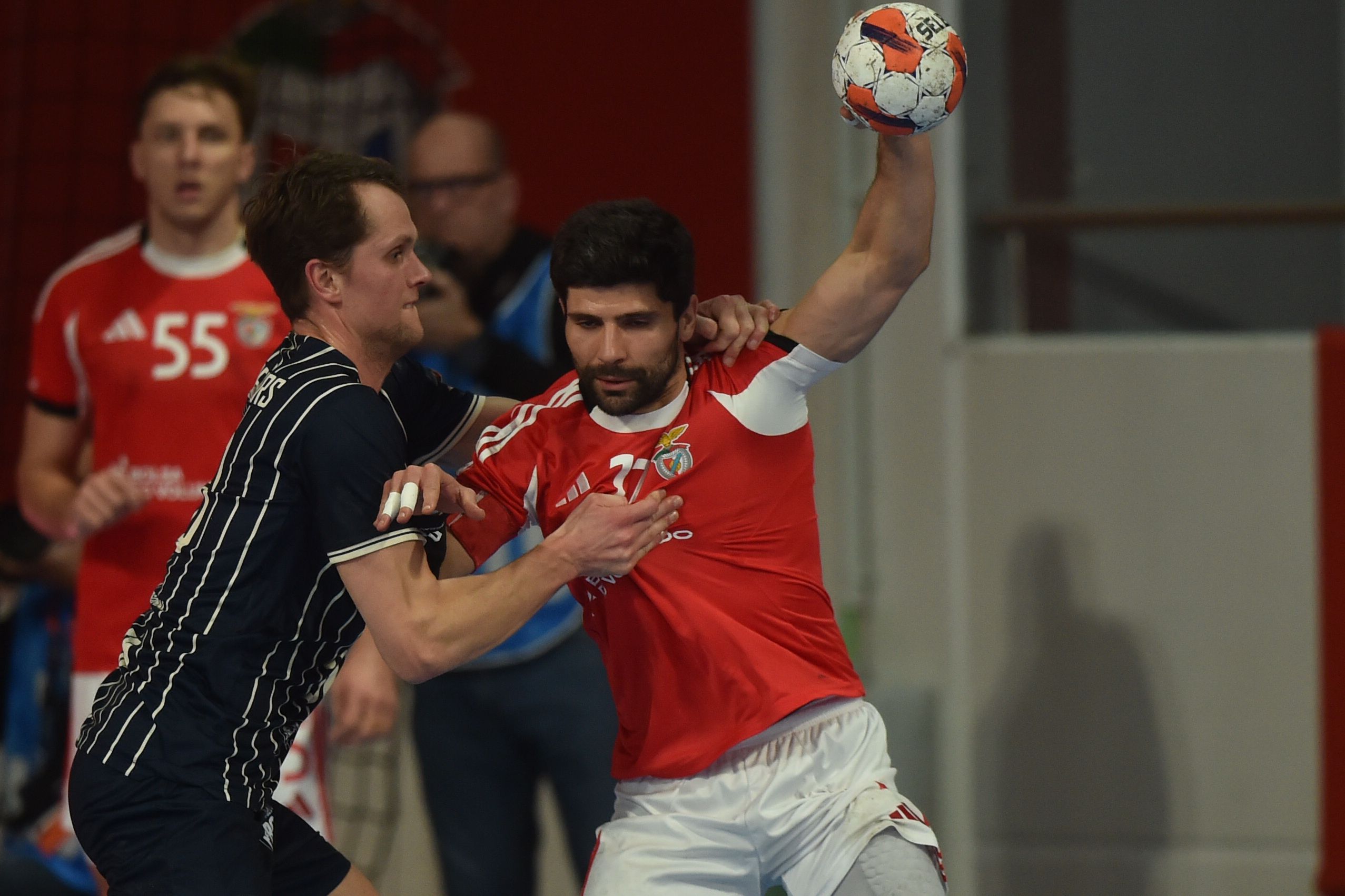 Benfica falhou passagem aos quartos de final com derrota caseira. Foto MIGUEL NUNES