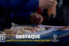 A ganhar por 4-1, adepto do Atlético aproveita a bancada para fazer... uma sandes