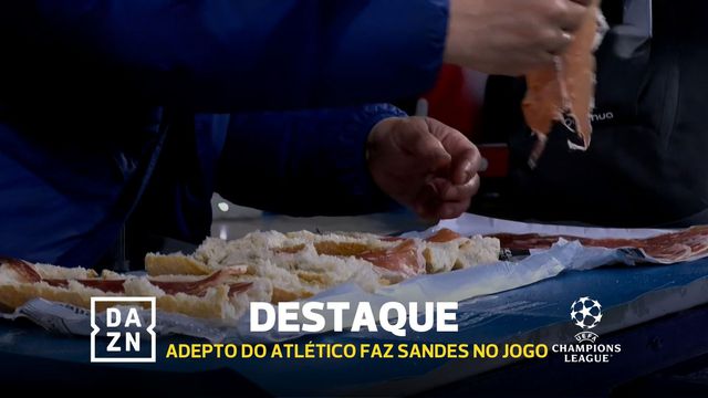 A ganhar por 4-1, adepto do Atlético aproveita a bancada para fazer... uma sandes