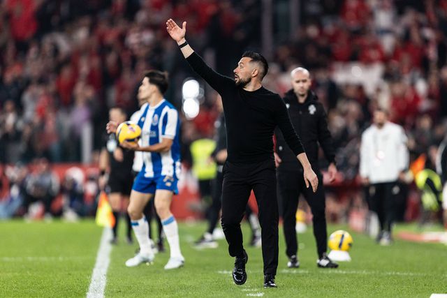 FC Porto 'no ponto': dimensão física da equipa enche as medidas a Farioli