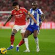 Richar Ríos e Seko Fofana na segunda parte do clássico entre Benfica e FC Porto no Estádio da Luz — Bruno de Carvalho/Kapta+
