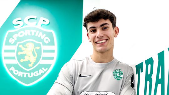 Sporting: Tiago Leitão assina contrato profissional