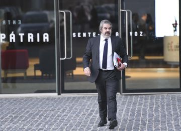 Caso dos emails: Paulo Gonçalves garante «cumprimento da lei» no Benfica