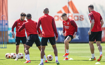 Uma baixa no treino do Benfica