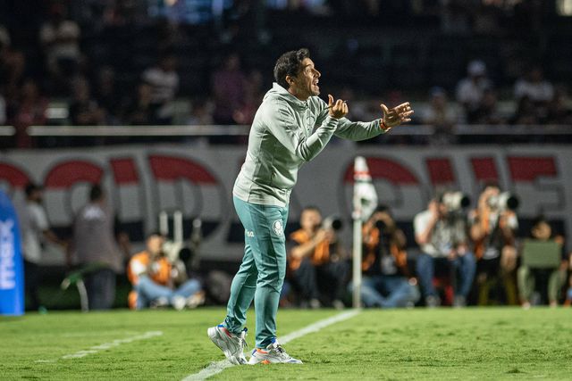 Al Sadd processa Abel Ferreira na FIFA