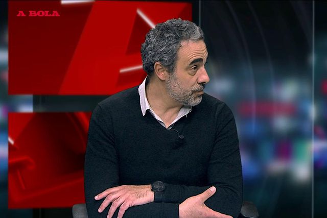 «Schmidt foi demasiado simplista na forma como defendeu Di María»