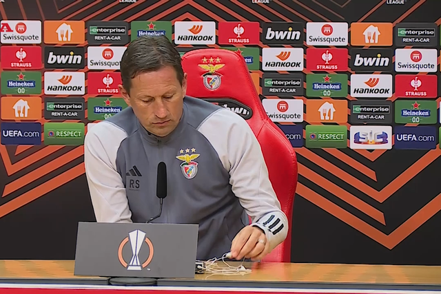 «Di María tocou na cara de Pedro Gonçalves, mas não foi nada forte para cair ao chão»