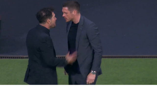 VÍDEO: Simeone e diretor desportivo do Dortmund fizeram faísca
