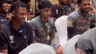 VÍDEO: O 'chocolate' de Jorge Jesus aos jogadores do Al Hilal